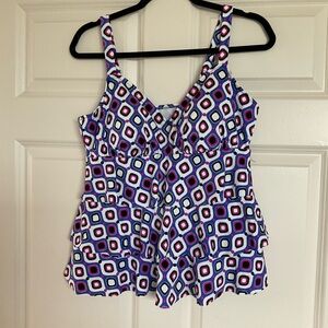 Printed Tankini top size 14